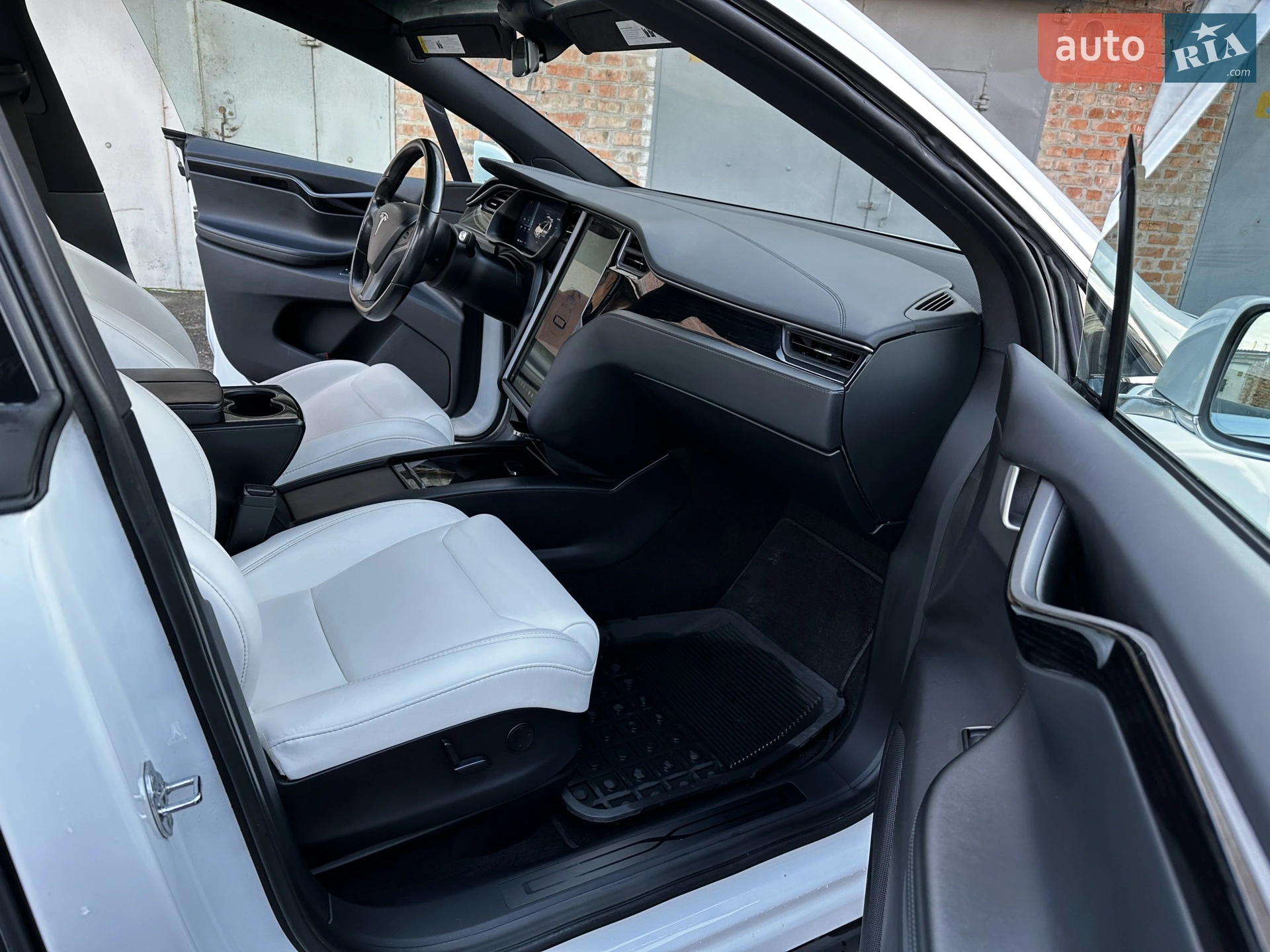 2018 Tesla Model X - мініатюра 29