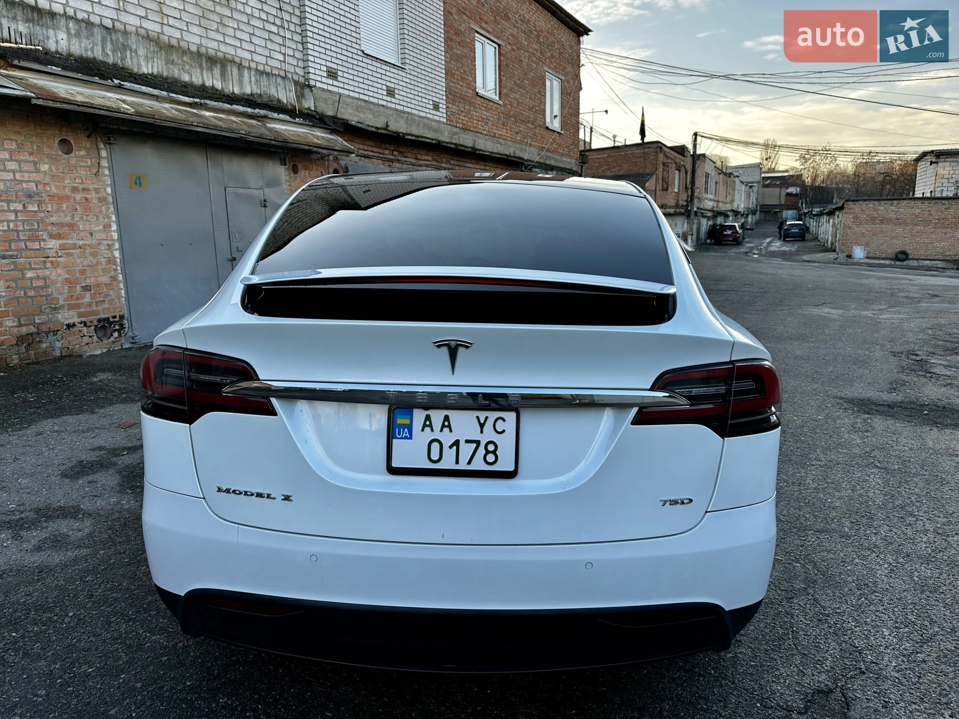 2018 Tesla Model X - мініатюра 32
