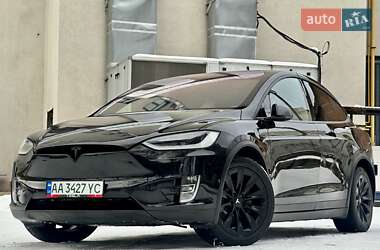 Позашляховик / Кросовер Tesla Model X 2017 в Тернополі