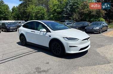 Tesla Model X 2022