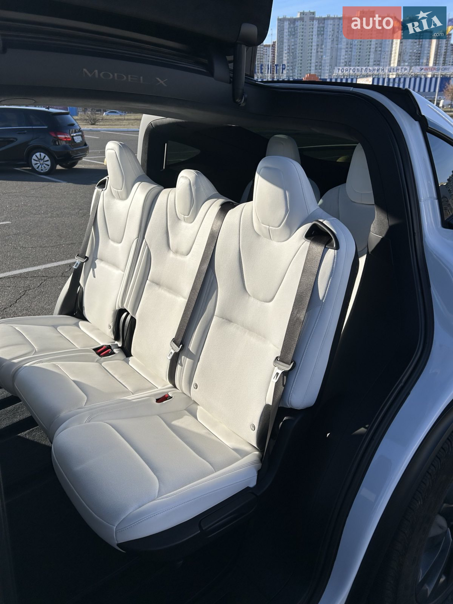 2023 Tesla Model X - мініатюра 15