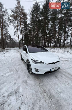 Позашляховик / Кросовер Tesla Model X 2016 в Харкові