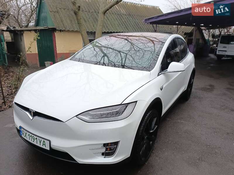 Внедорожник / Кроссовер Tesla Model X 2017 в Харькове