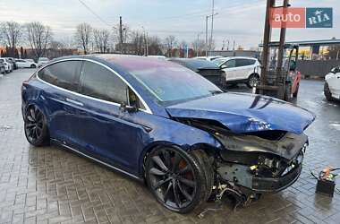 Внедорожник / Кроссовер Tesla Model X 2017 в 