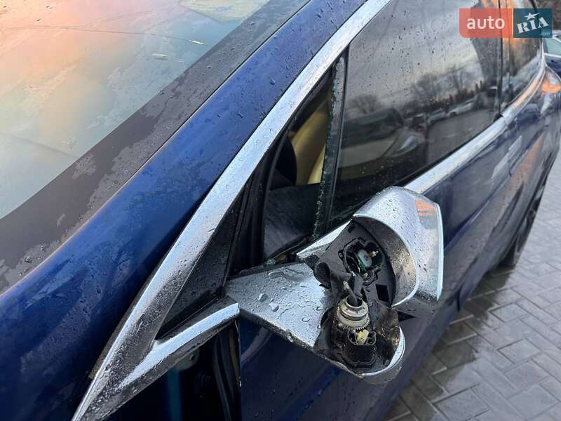 Позашляховик / Кросовер Tesla Model X 2017 в Луцьку фото 12 Позашляховик / Кросовер Tesla Model X 2017 в Луцьку