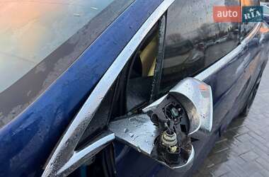 Внедорожник / Кроссовер Tesla Model X 2017 в 