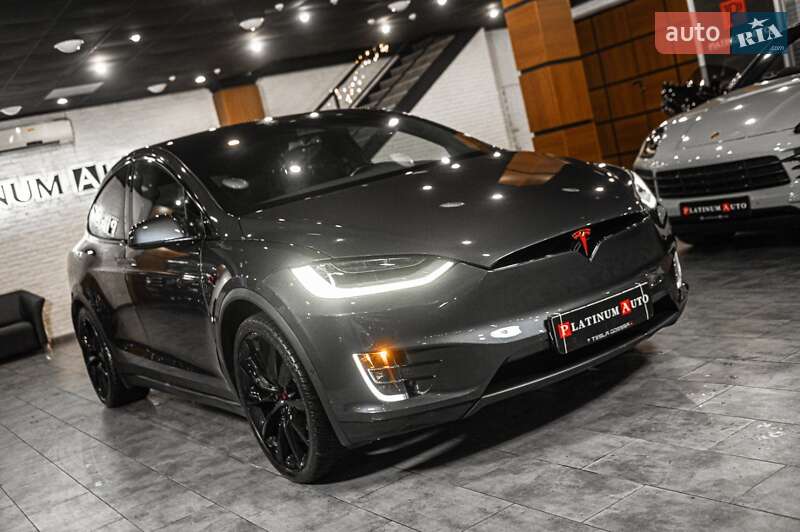 Позашляховик / Кросовер Tesla Model X 2019 в Одесі фото 18 Позашляховик / Кросовер Tesla Model X 2019 в Одесі