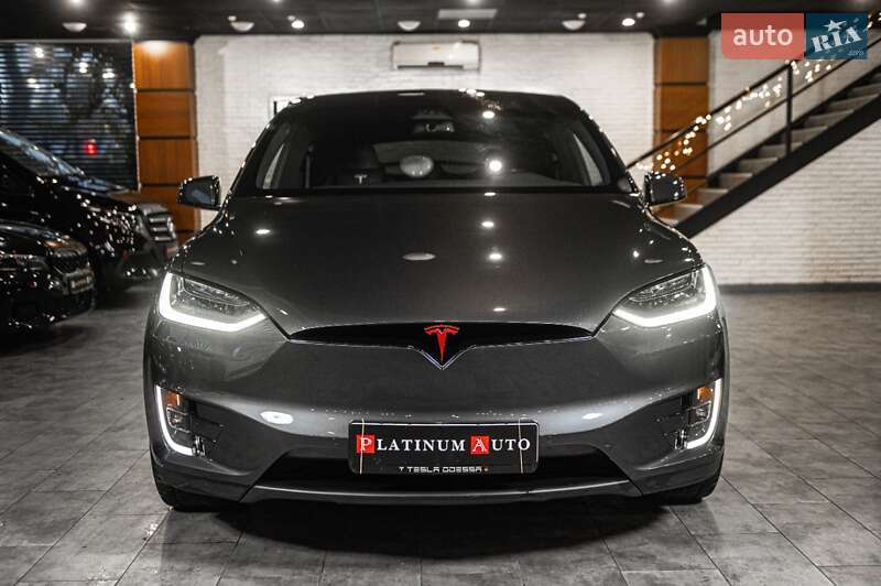 Позашляховик / Кросовер Tesla Model X 2019 в Одесі фото 22 Позашляховик / Кросовер Tesla Model X 2019 в Одесі