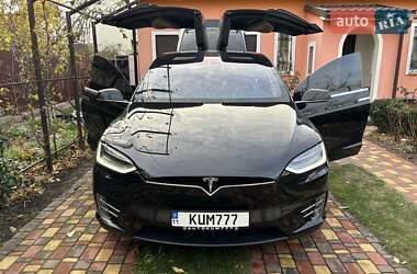 Позашляховик / Кросовер Tesla Model X 2016 в Києві