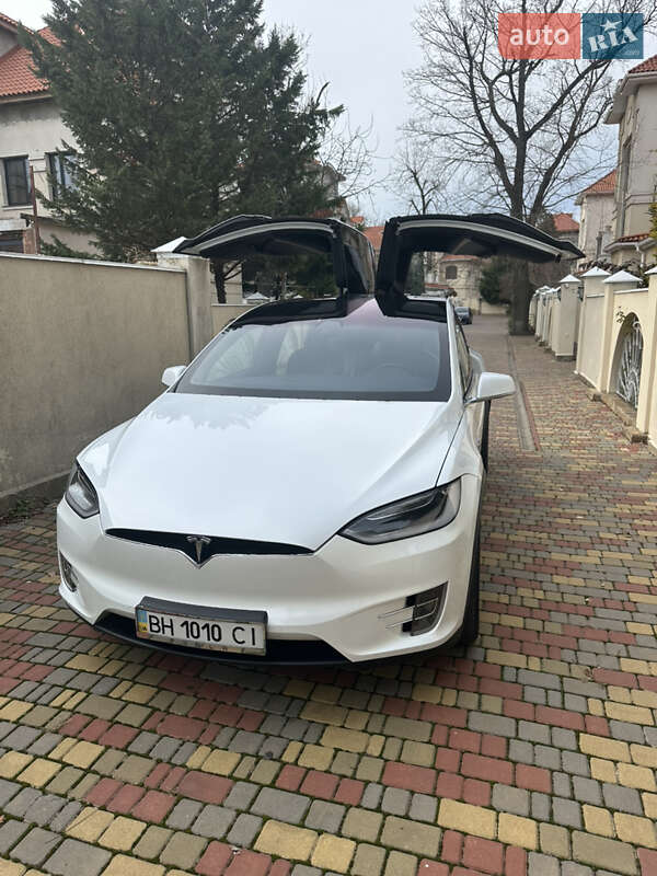 Внедорожник / Кроссовер Tesla Model X 2018 в Одессе