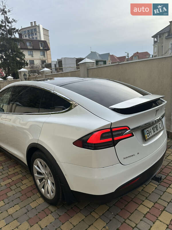 Позашляховик / Кросовер Tesla Model X 2018 в Одесі