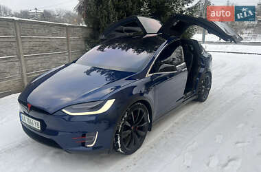 Позашляховик / Кросовер Tesla Model X 2016 в Львові