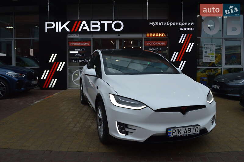Внедорожник / Кроссовер Tesla Model X 2019 в 