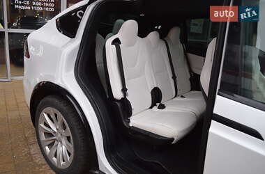 Внедорожник / Кроссовер Tesla Model X 2019 в 