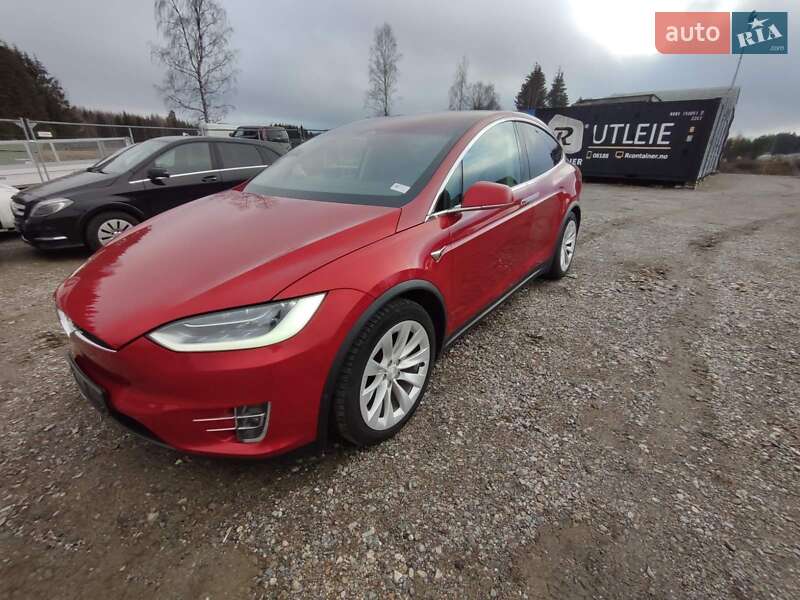 Позашляховик / Кросовер Tesla Model X 2018 в Кропивницькому