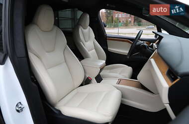 Внедорожник / Кроссовер Tesla Model X 2020 в 