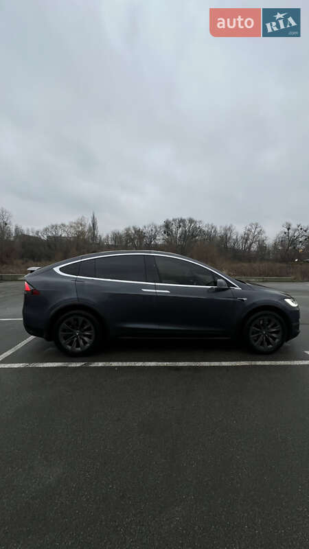 Позашляховик / Кросовер Tesla Model X 2018 в Бучі фото 8 Позашляховик / Кросовер Tesla Model X 2018 в Бучі