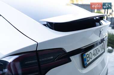 Внедорожник / Кроссовер Tesla Model X 2022 в 