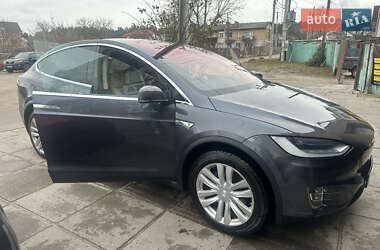 Внедорожник / Кроссовер Tesla Model X 2016 в Киеве