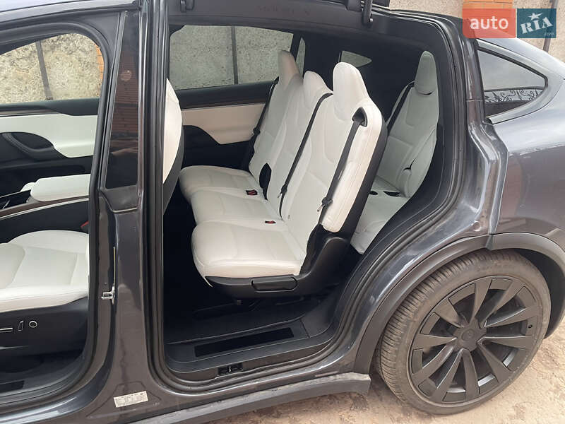 Внедорожник / Кроссовер Tesla Model X 2022 в Кривом Роге