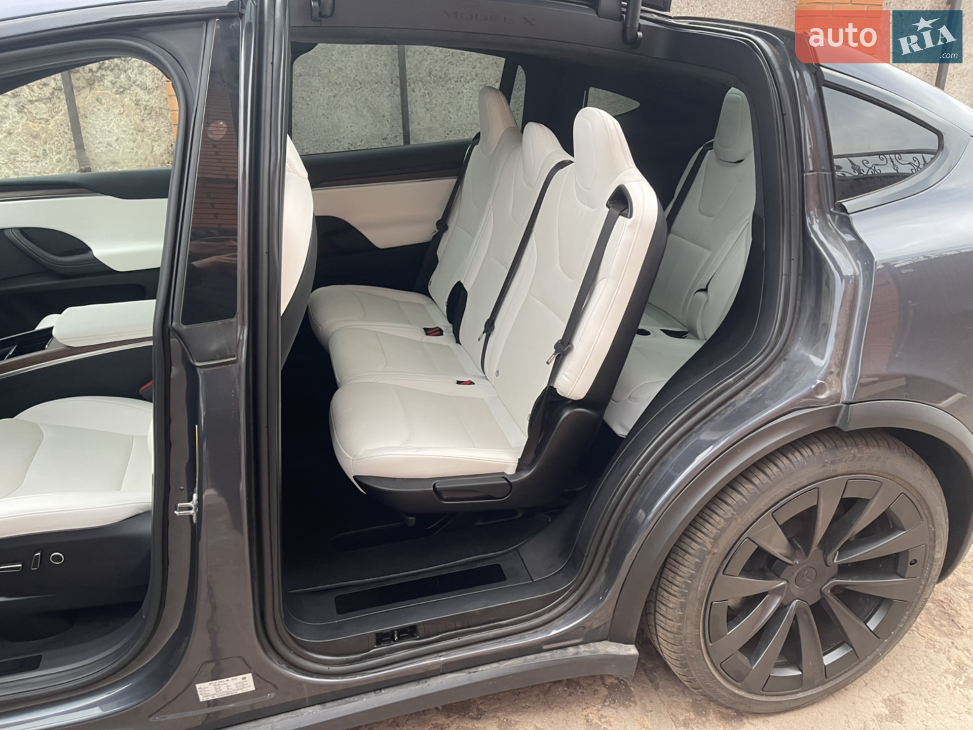 2022 Tesla Model X - мініатюра 12