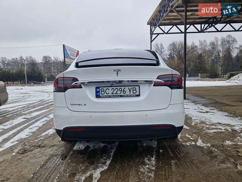 Позашляховик / Кросовер Tesla Model X 2016 в Львові фото 7 Позашляховик / Кросовер Tesla Model X 2016 в Львові