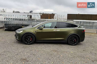Позашляховик / Кросовер Tesla Model X 2020 в 