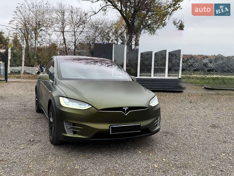 Внедорожник / Кроссовер Tesla Model X 2020 в Киеве