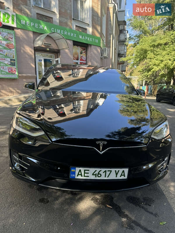 Внедорожник / Кроссовер Tesla Model X 2018 в Днепре