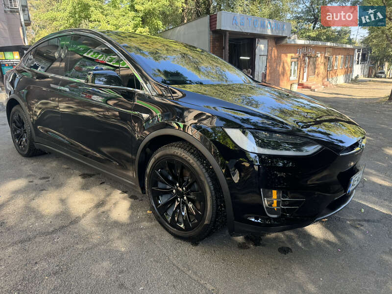 Внедорожник / Кроссовер Tesla Model X 2018 в Днепре