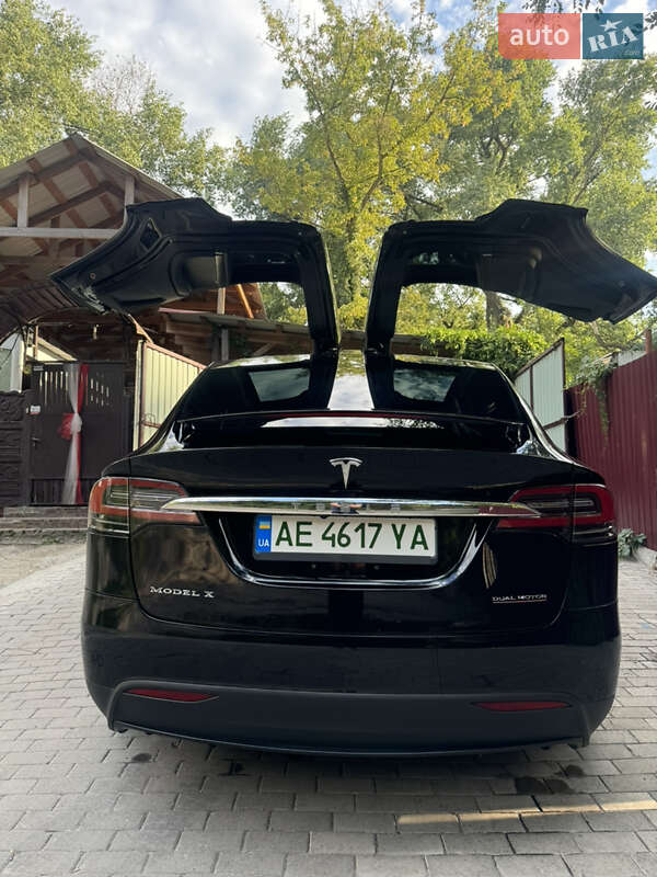 Внедорожник / Кроссовер Tesla Model X 2018 в Днепре