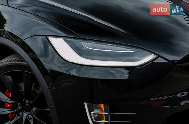 Внедорожник / Кроссовер Tesla Model X 2019 в Киеве