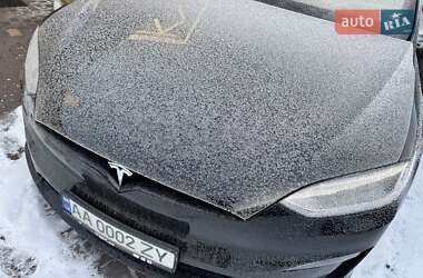 Позашляховик / Кросовер Tesla Model X 2023 в 