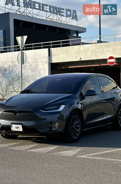 Позашляховик / Кросовер Tesla Model X 2018 в Києві