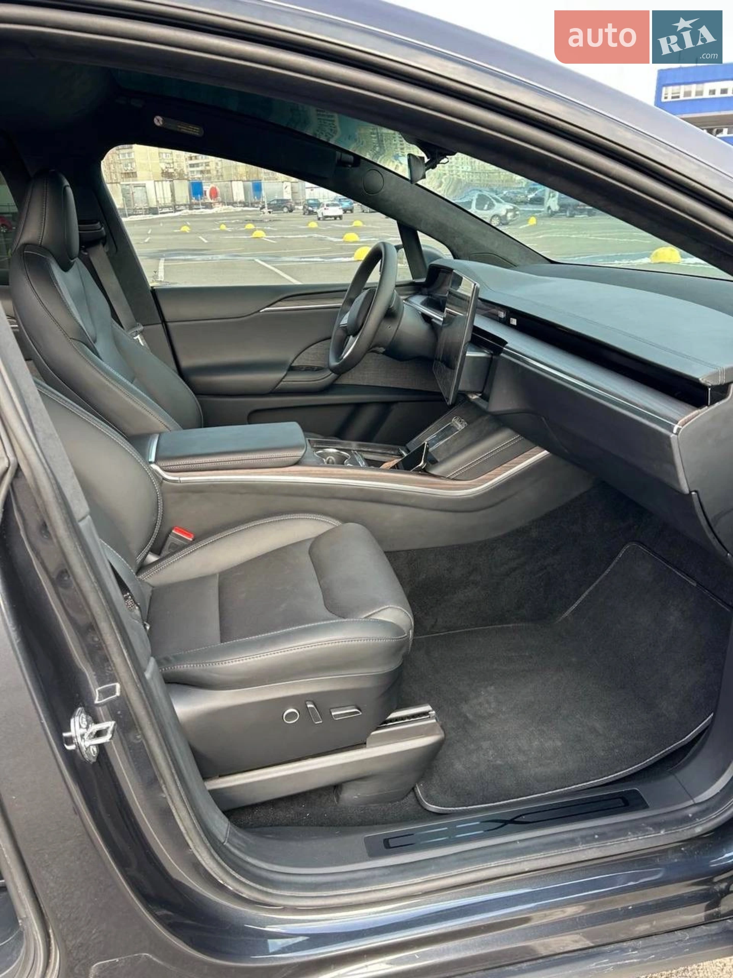 2024 Tesla Model X - мініатюра 21