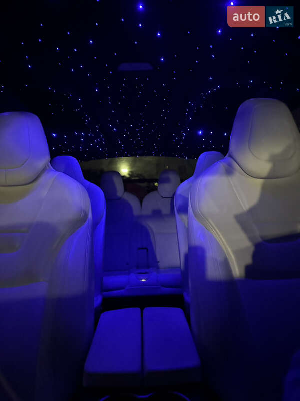 Внедорожник / Кроссовер Tesla Model X 2016 в Киеве