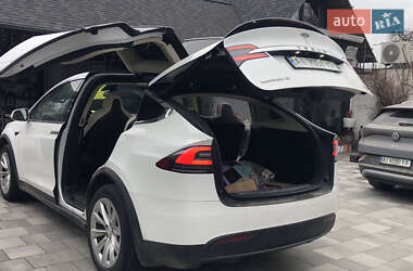 Внедорожник / Кроссовер Tesla Model X 2018 в 