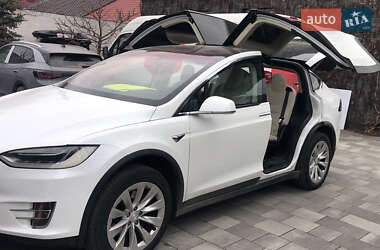 Внедорожник / Кроссовер Tesla Model X 2018 в 