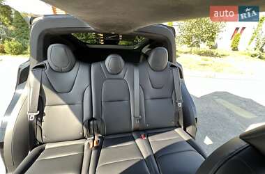 Позашляховик / Кросовер Tesla Model X 2020 в 