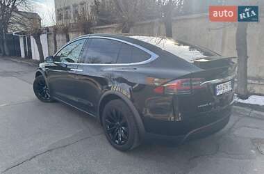 Позашляховик / Кросовер Tesla Model X 2019 в 