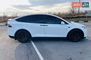 Внедорожник / Кроссовер Tesla Model X 2016 в 