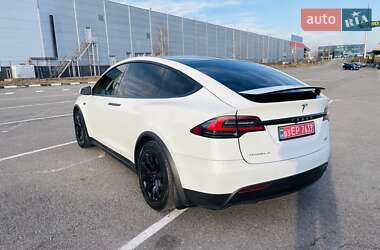 Внедорожник / Кроссовер Tesla Model X 2016 в 