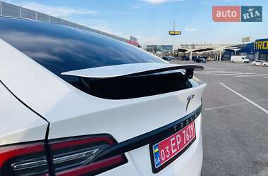 Внедорожник / Кроссовер Tesla Model X 2016 в 