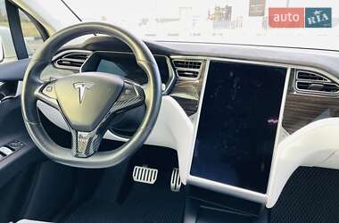 Внедорожник / Кроссовер Tesla Model X 2016 в 