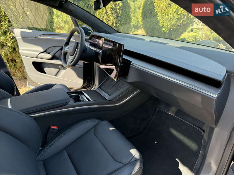 Внедорожник / Кроссовер Tesla Model X 2024 в Днепре