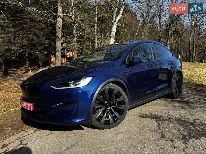 Позашляховик / Кросовер Tesla Model X 2023 в 