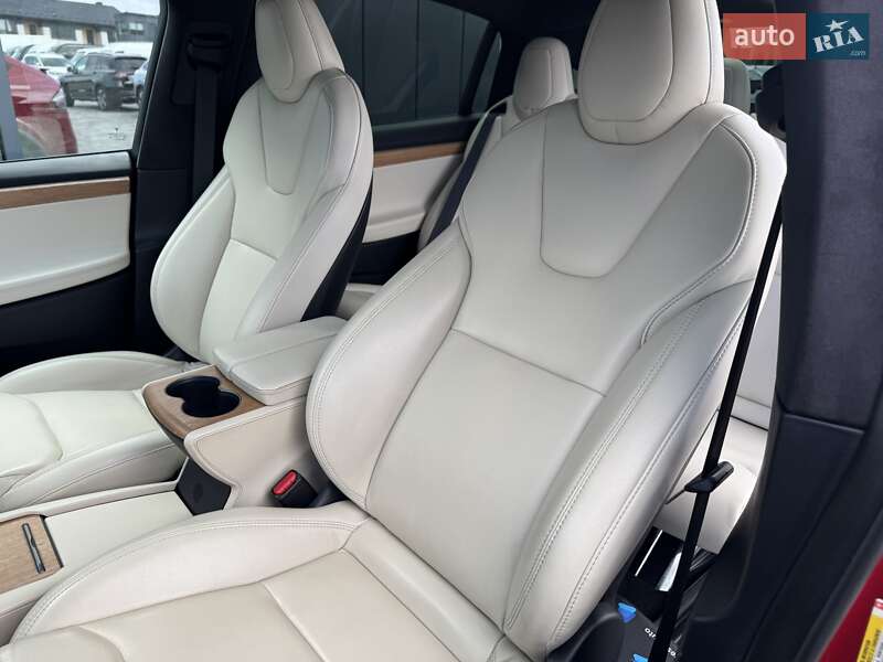 Внедорожник / Кроссовер Tesla Model X 2020 в Ровно