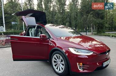 Внедорожник / Кроссовер Tesla Model X 2017 в 