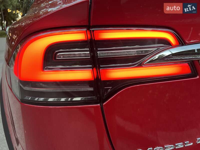 Внедорожник / Кроссовер Tesla Model X 2017 в Киеве