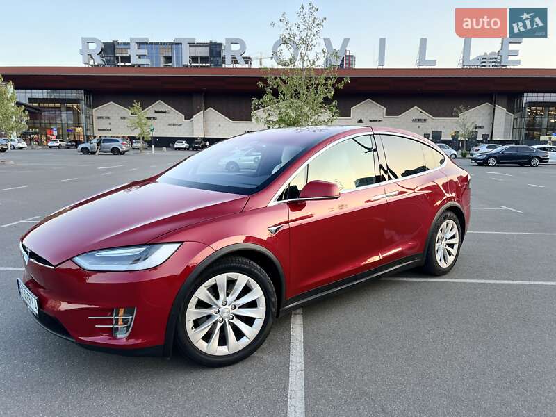 Внедорожник / Кроссовер Tesla Model X 2017 в Киеве
